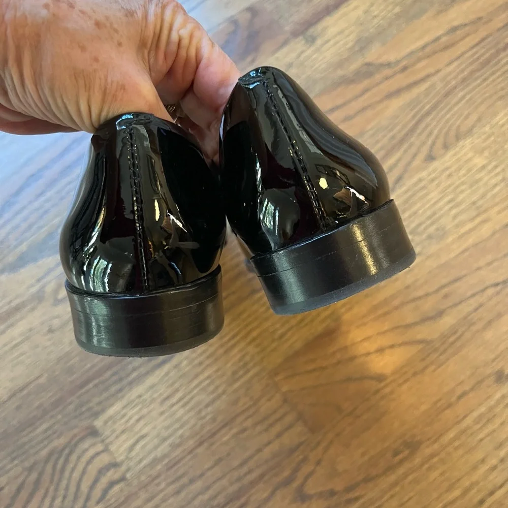 Slip on loafer collegiate Mob wife walking preppy Donald Pliner  fur size 8.5